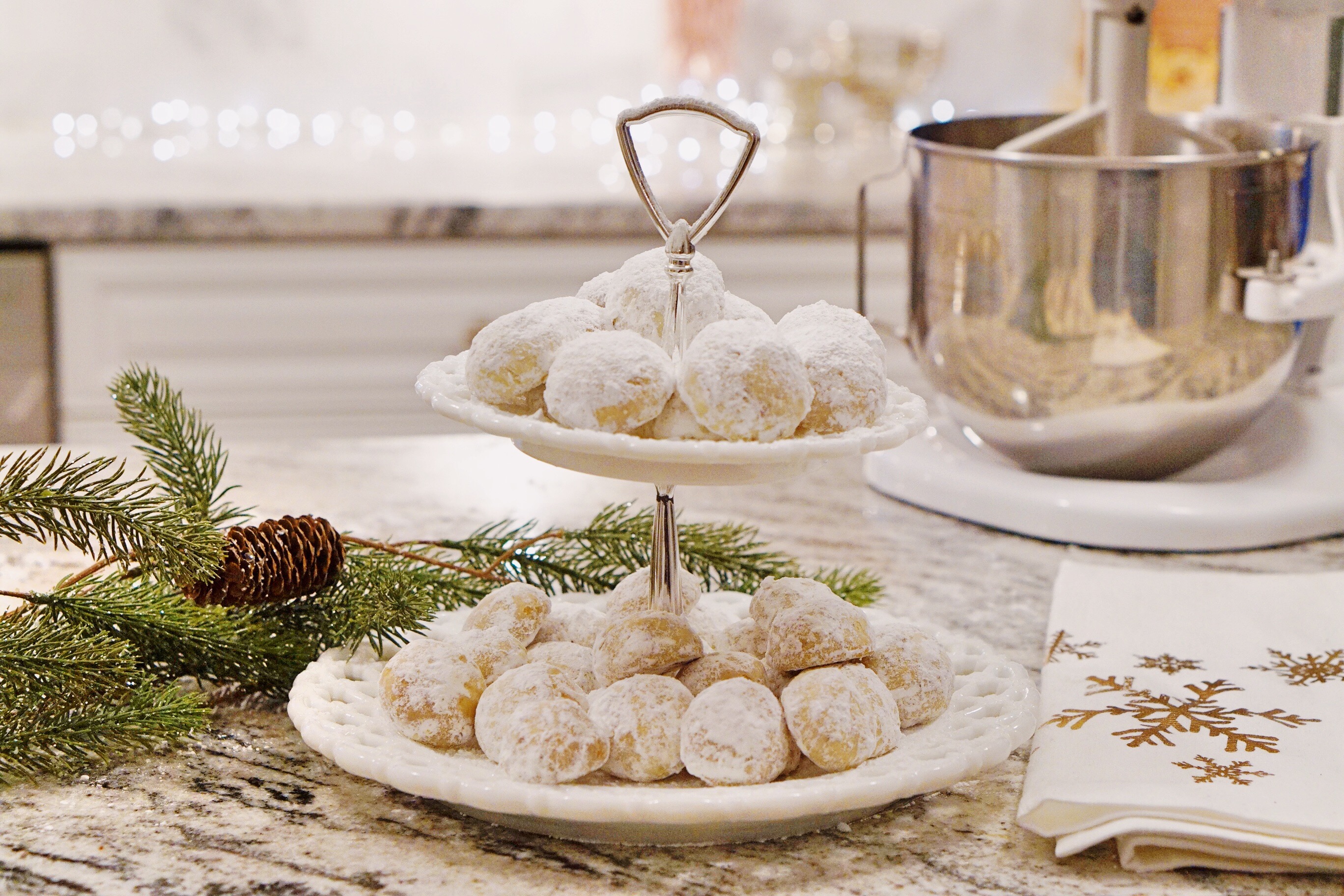 How to make melt in your mouth Almond Pecan Snowballs!