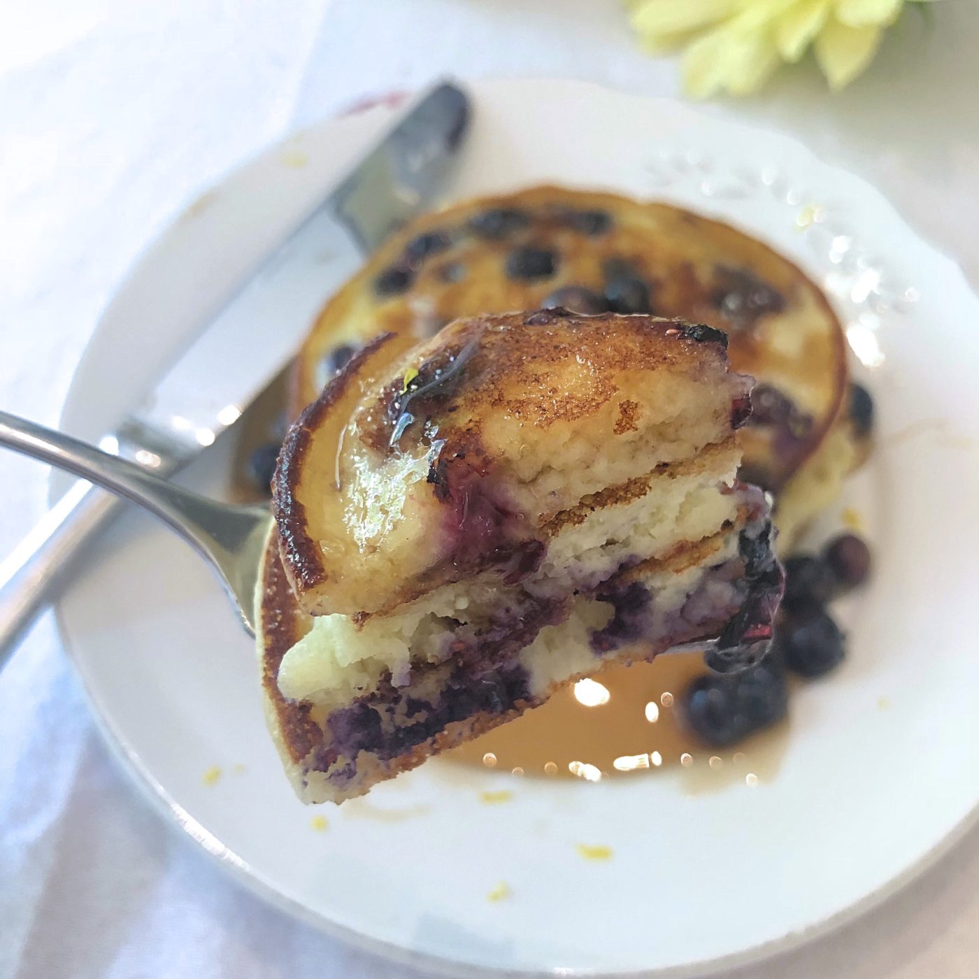 Delicious and easy brunch with fresh Blueberry and Lemon Ricotta Pancakes!